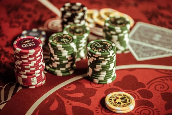 indo6d platform interface showing sports and casino games